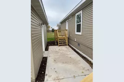 105 NW 4th Avenue, Staples, MN 56479 - Photo 3