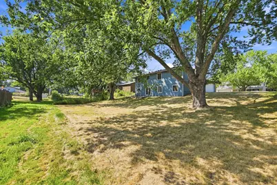 360 Brooks Avenue W, Roseville, MN 55113 - Photo 37