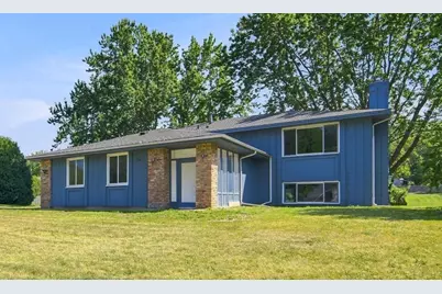 360 Brooks Avenue W, Roseville, MN 55113 - Photo 1