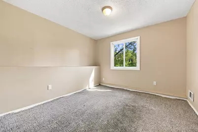 360 Brooks Avenue W, Roseville, MN 55113 - Photo 33