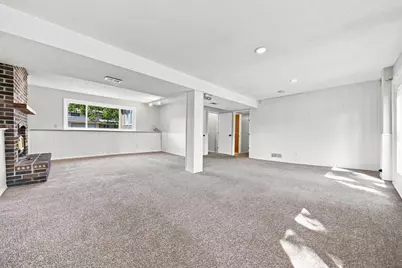 360 Brooks Avenue W, Roseville, MN 55113 - Photo 25