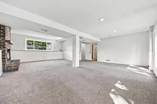 360 Brooks Ave W, Roseville, MN 55113 - Photo 25