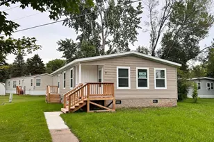 10 Coban Dr, Duluth, MN 55808 - Photo 1
