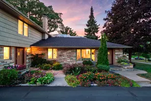 2719 W 28th St, Minneapolis, MN 55416 - Photo 3