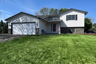 1508 Thistle Ln, Shakopee, MN 55379 - Photo 1
