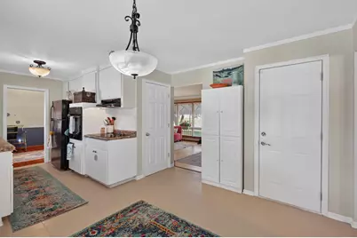 3715 Douglas Drive N, Crystal, MN 55422 - Photo 7