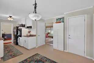 3715 Douglas Dr N, Crystal, MN 55422 - Photo 7