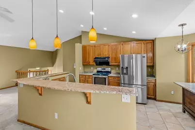8844 Acadia Road, Woodbury, MN 55125 - Photo 9