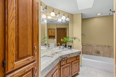 8844 Acadia Road, Woodbury, MN 55125 - Photo 15