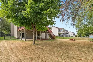 8844 Acadia Rd, Woodbury, MN 55125 - Photo 31