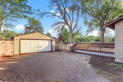 1909 Laramie Trail, Brooklyn Park, MN 55444 - Photo 31