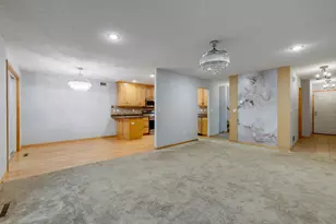 2461 Williams Dr, Burnsville, MN 55337 - Photo 11