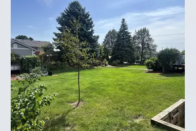 825 S Hubbard Avenue, Litchfield, MN 55355 - Photo 33