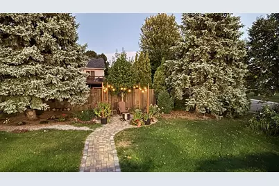 825 S Hubbard Avenue, Litchfield, MN 55355 - Photo 23