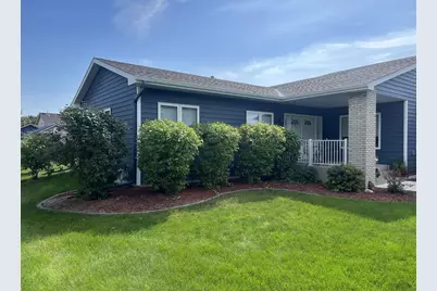 825 S Hubbard Avenue, Litchfield, MN 55355 - Photo 29