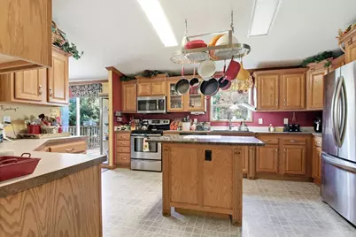 990 180th Avenue SE, Kerkhoven, MN 56252 - Photo 9