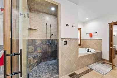 3130 Anric Drive, Eau Claire, WI 54701 - Photo 33