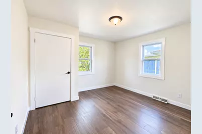 415 E Main Street, Eitzen, MN 55931 - Photo 7