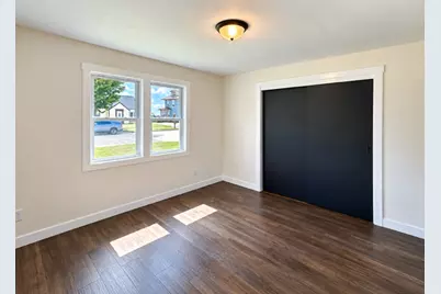 415 E Main Street, Eitzen, MN 55931 - Photo 9