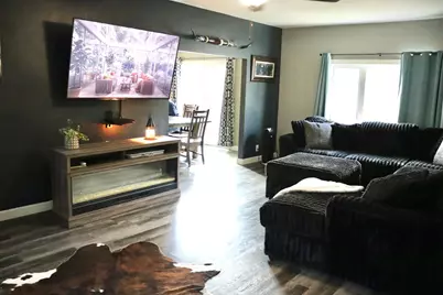 137 Center Street S, Lake Benton, MN 56149 - Photo 3