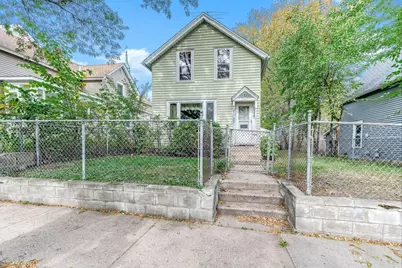 535 Edmund Avenue, Saint Paul, MN 55103 - Photo 1