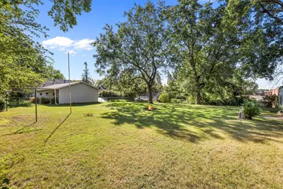 2811 Centerville Road, Little Canada, MN 55117 - Photo 29