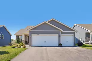 18071 Heirloom Ct, Lakeville, MN 55044 - Photo 1
