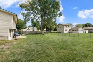 1395 Oakwood Ln, Owatonna, MN 55060 - Photo 33