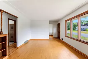 4616 Hillsboro Ave N, New Hope, MN 55428 - Photo 5