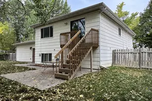 315 Brook Ave, Moorhead, MN 56560 - Photo 3