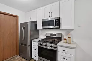 17541 Ionia Path, Lakeville, MN 55044 - Photo 11