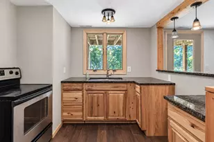 1011 N Cordova Ave, Le Center, MN 56057 - Photo 29