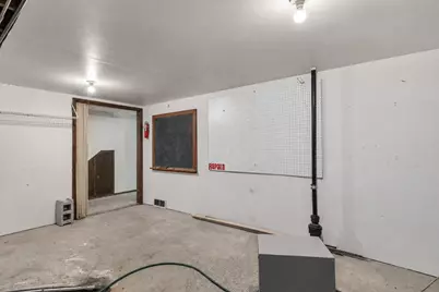 1011 N Cordova Avenue, Le Center, MN 56057 - Photo 43