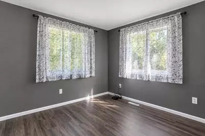 1011 N Cordova Avenue, Le Center, MN 56057 - Photo 21