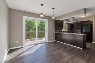 1011 N Cordova Ave, Le Center, MN 56057 - Photo 13