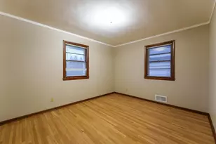327 Pine St, Vermillion, MN 55085 - Photo 23