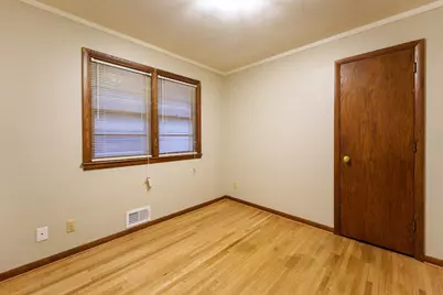 327 Pine Street, Vermillion, MN 55085 - Photo 27