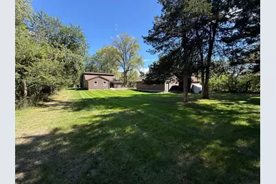 157 Ideal Avenue N, Mahtomedi, MN 55115 - Photo 23