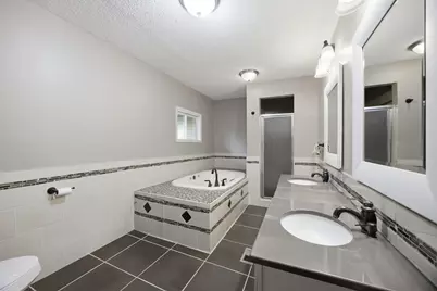 1847 Upper 55th Street E, Inver Grove Heights, MN 55077 - Photo 27