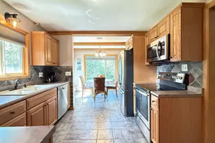 415 S 11th St, Montevideo, MN 56265 - Photo 11