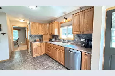 415 S 11th Street, Montevideo, MN 56265 - Photo 15