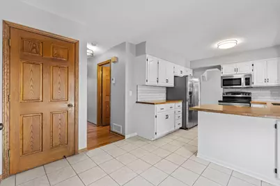 4645 Orchid Lane N, Plymouth, MN 55446 - Photo 9