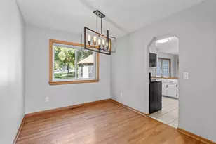 4645 Orchid Ln N, Plymouth, MN 55446 - Photo 5