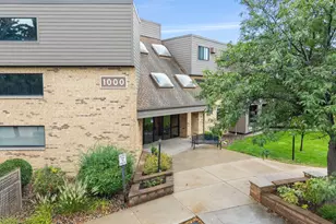 1000 41st Ave NE, Columbia Heights, MN 55421 - Photo 3
