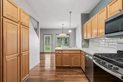 7856 Marilyn Drive, Lino Lakes, MN 55014 - Photo 5