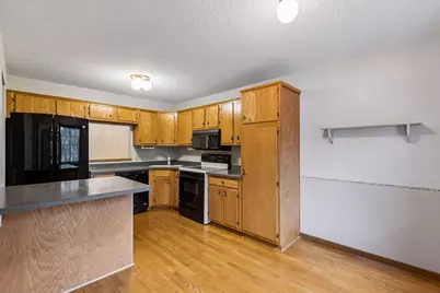 300 41st Avenue NE #202, Columbia Heights, MN 55421 - Photo 11