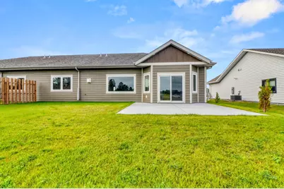 830 Lake Forest Circle, Detroit Lakes, MN 56501 - Photo 5