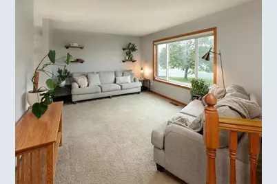 456 Braeburn Drive, Shakopee, MN 55379 - Photo 3
