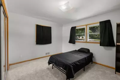 1689 Edgemont Street, Maplewood, MN 55117 - Photo 21