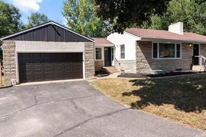 1689 Edgemont Street, Maplewood, MN 55117 - Photo 9
